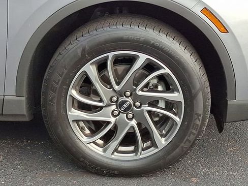 Used 2021 Lincoln Corsair AWD w/ Equipment Group 101A image 8