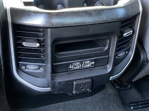 Used 2020 RAM 1500 Big Horn image 28