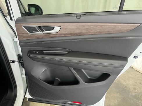 New 2026 Volkswagen Atlas SEL Premium R-Line image 24