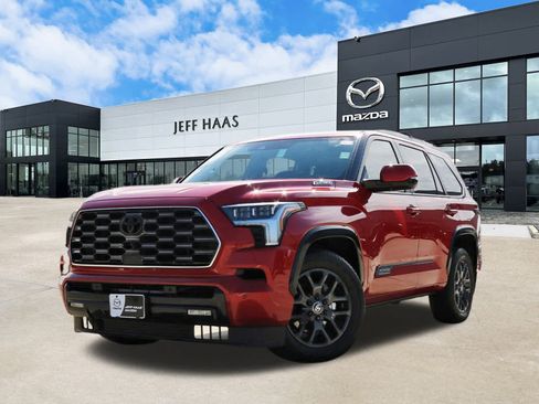 Used 2025 Toyota Sequoia Platinum image 1