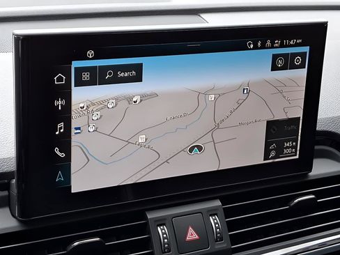 Used 2023 Audi SQ5 Premium Plus w/ Premium Plus Package image 18