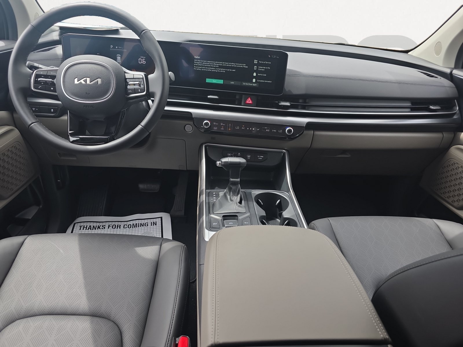 Certified 2026 Kia Carnival FWD image 2