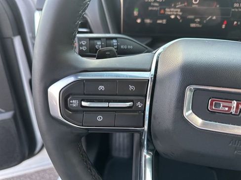 Used 2025 GMC Terrain Elevation image 13