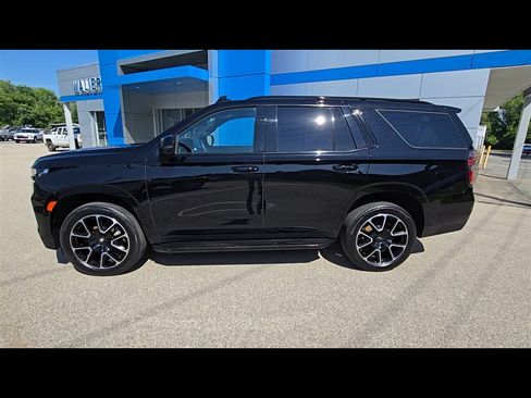 Used 2023 Chevrolet Tahoe RST w/ Luxury Package AWD/4WD image 5