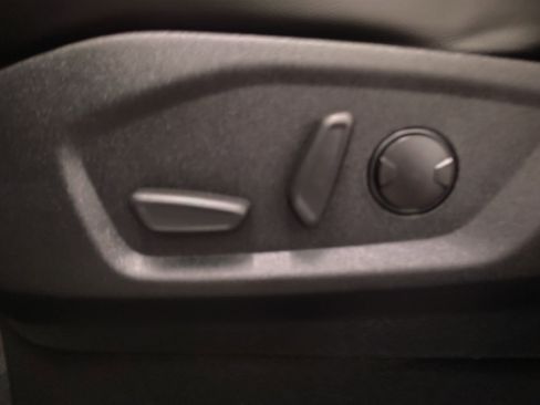 Used 2021 Ford Edge SEL image 13