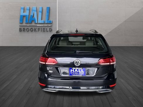 Certified 2019 Volkswagen Golf SE image 5