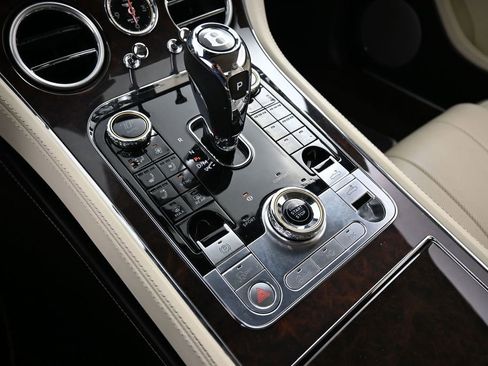 Certified 2023 Bentley Continental GT V8 AWD/4WD image 24