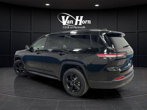Used 2024 Jeep Grand Cherokee L Limited w/ Luxury Tech Group II AWD/4WD image 5