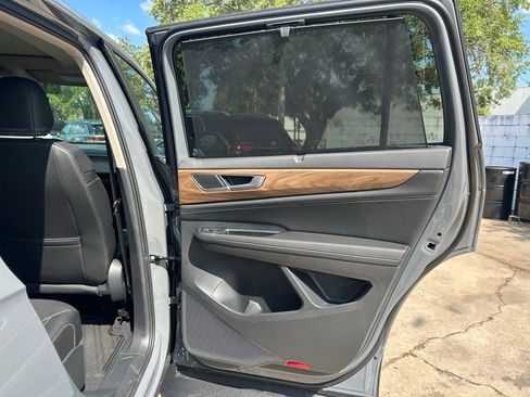 New 2026 Volkswagen Atlas SE FWD image 52