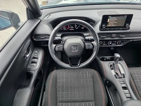 Used 2024 Honda HR-V Sport image 13