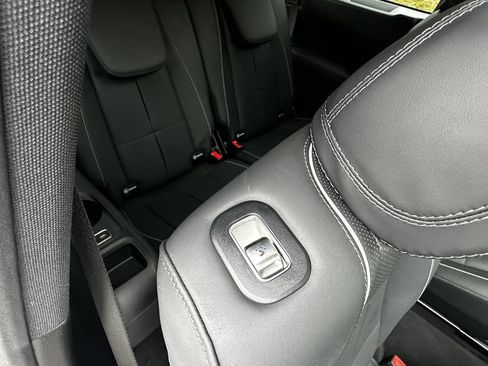 Certified 2025 Mercedes-Benz GLS 450 4MATIC image 19