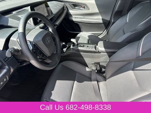 Used 2023 Toyota Prius XLE FWD image 19