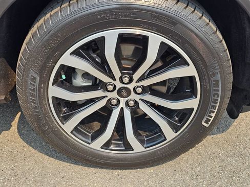 Used 2021 Ford Explorer ST w/ Equipment Group 401A AWD/4WD image 9