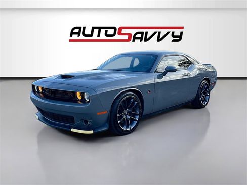 Used 2023 Dodge Challenger R/T Scat Pack image 3