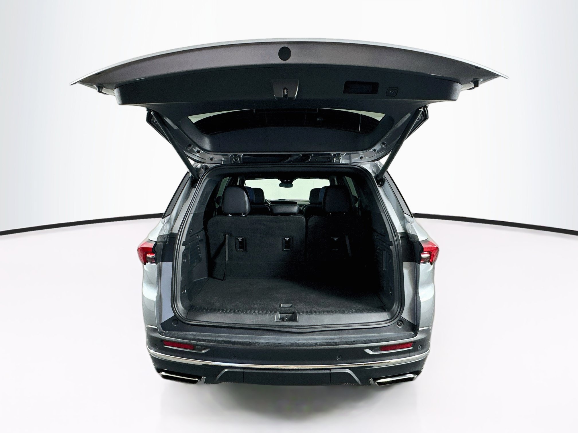 Used 2025 Buick Enclave Preferred FWD image 30