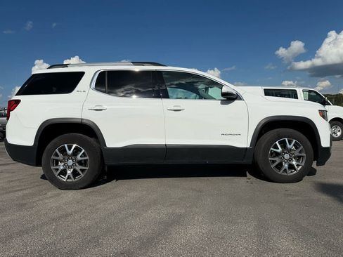 Used 2023 GMC Acadia SLE w/ Driver Convenience Package image 13