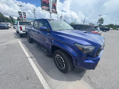 Used 2025 Toyota Tacoma TRD Sport RWD image 15