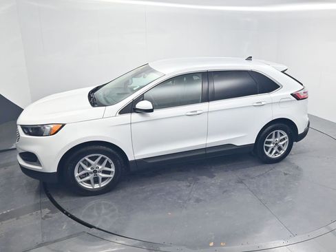 Used 2024 Ford Edge SEL image 54