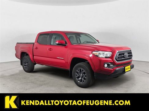 Used 2023 Toyota Tacoma SR5 w/ Technology Package image 7