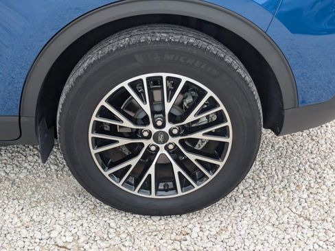 Used 2023 Ford Escape SE image 10