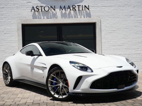 New 2026 Aston Martin V8 Vantage S RWD image 1