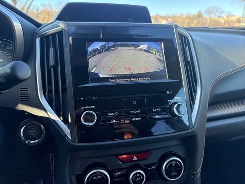 Certified 2022 Subaru Crosstrek 2.0i Premium w/ Moonroof Package image 17