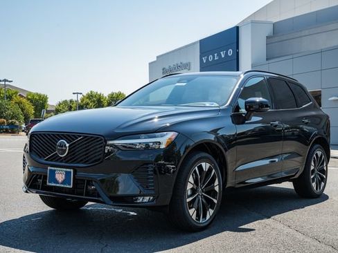 New 2027 Volvo XC60 B5 Plus AWD/4WD image 3