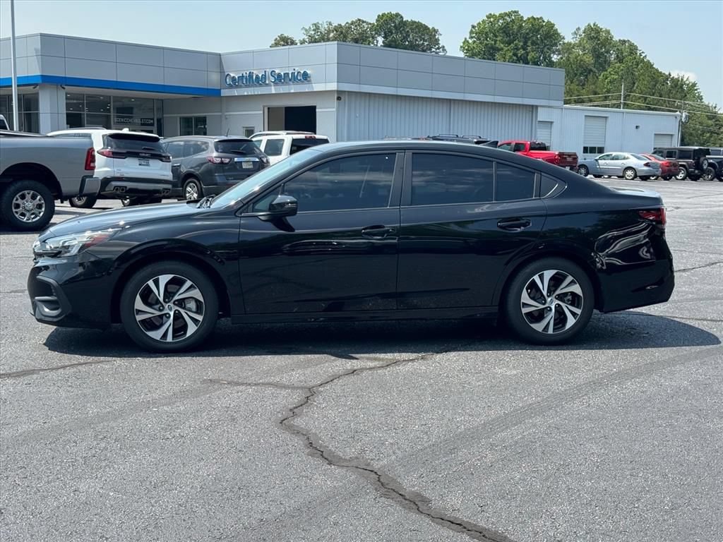 Used 2023 Subaru Legacy Premium AWD/4WD image 6