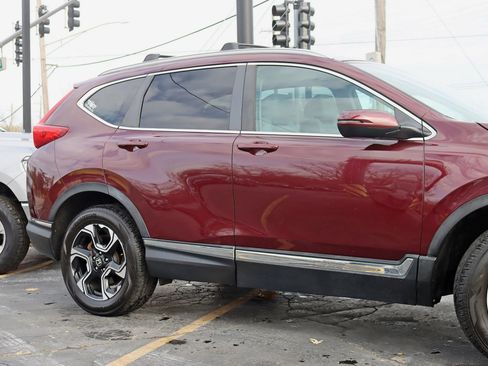 Used 2017 Honda CR-V Touring image 4