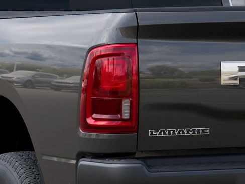 New 2025 RAM 3500 Laramie AWD/4WD image 9