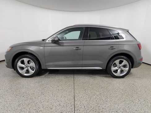 Certified 2023 Audi Q5 2.0T Premium Plus w/ Premium Plus Package image 4