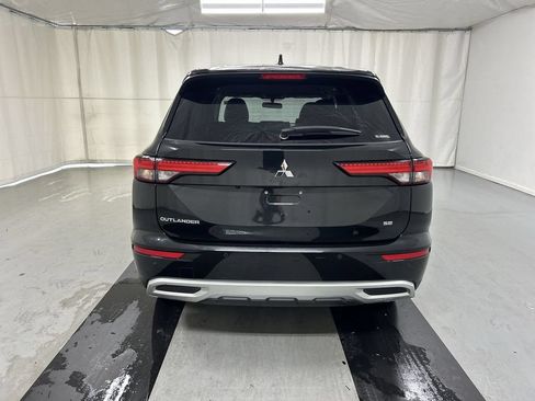 Used 2024 Mitsubishi Outlander SE AWD/4WD image 22