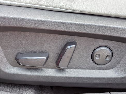 New 2025 Mitsubishi Outlander SEL image 22