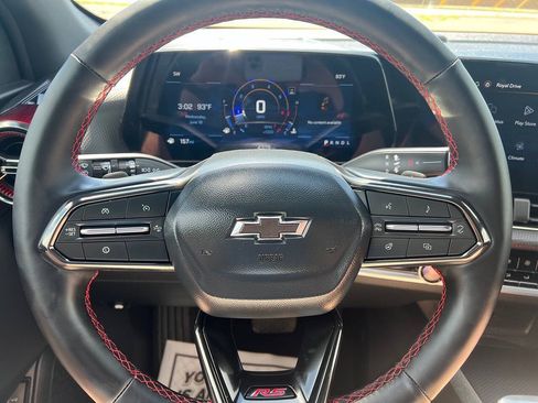 Used 2026 Chevrolet Equinox RS w/ LPO, Floor Liner Package FWD image 15