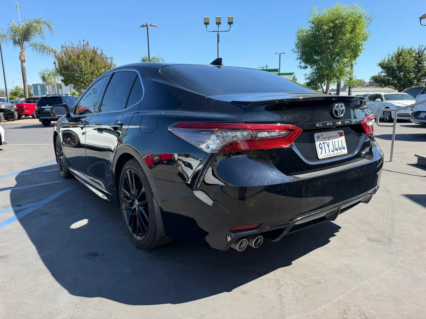 Used 2021 Toyota Camry XSE FWD image 8
