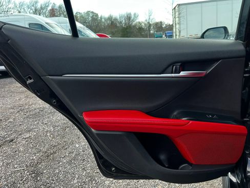 Used 2020 Toyota Camry XSE image 21