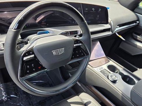 New 2026 Cadillac Vistiq Sport AWD/4WD image 15