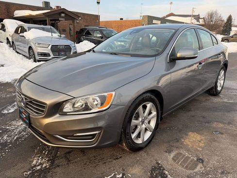 Used 2016 Volvo S60 T5 Premier image 7