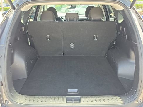 Used 2023 Hyundai Tucson SEL FWD image 10