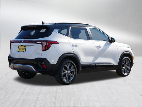 Used 2024 Kia Seltos S image 7