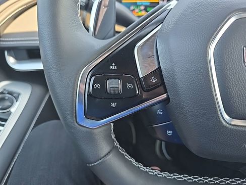 Used 2024 Chevrolet Corvette Stingray Preferred Cpe RWD image 13