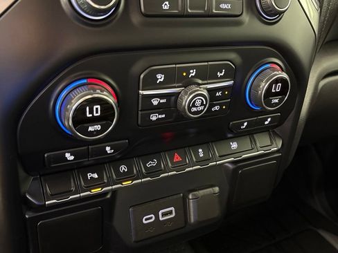Used 2020 Chevrolet Silverado 1500 RST w/ All-Star Edition AWD/4WD image 44