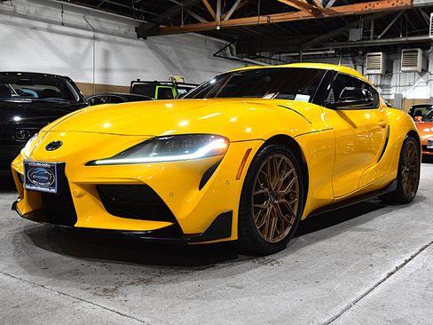 Used 2021 Toyota Supra Premium image 5