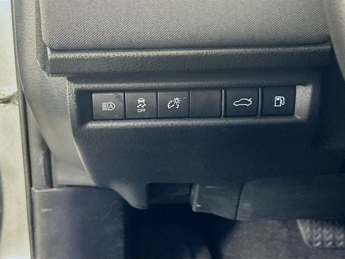 Certified 2025 Toyota Camry LE FWD image 10
