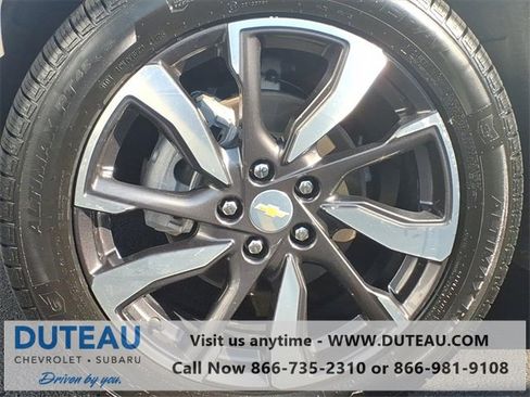 Used 2022 Chevrolet Equinox Premier image 3