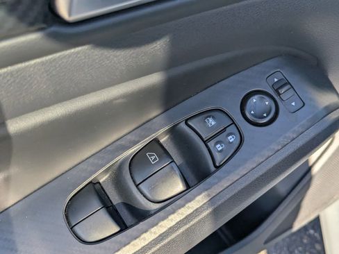 Certified 2025 Nissan Altima 2.5 SV image 22