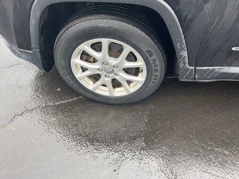 Used 2014 Jeep Cherokee Latitude image 28