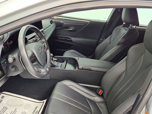 Used 2024 Lexus ES 350 F Sport w/ Accessory Package (Z2) FWD image 18