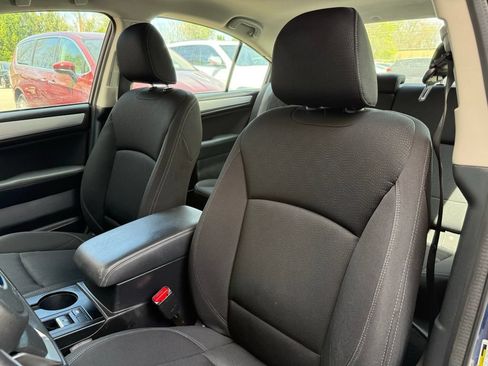 Used 2019 Subaru Legacy 2.5i Premium AWD/4WD image 10