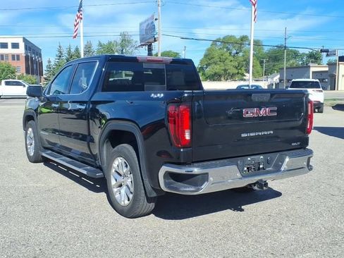 Used 2021 GMC Sierra 1500 SLT w/ SLT Premium Plus Package AWD/4WD image 7